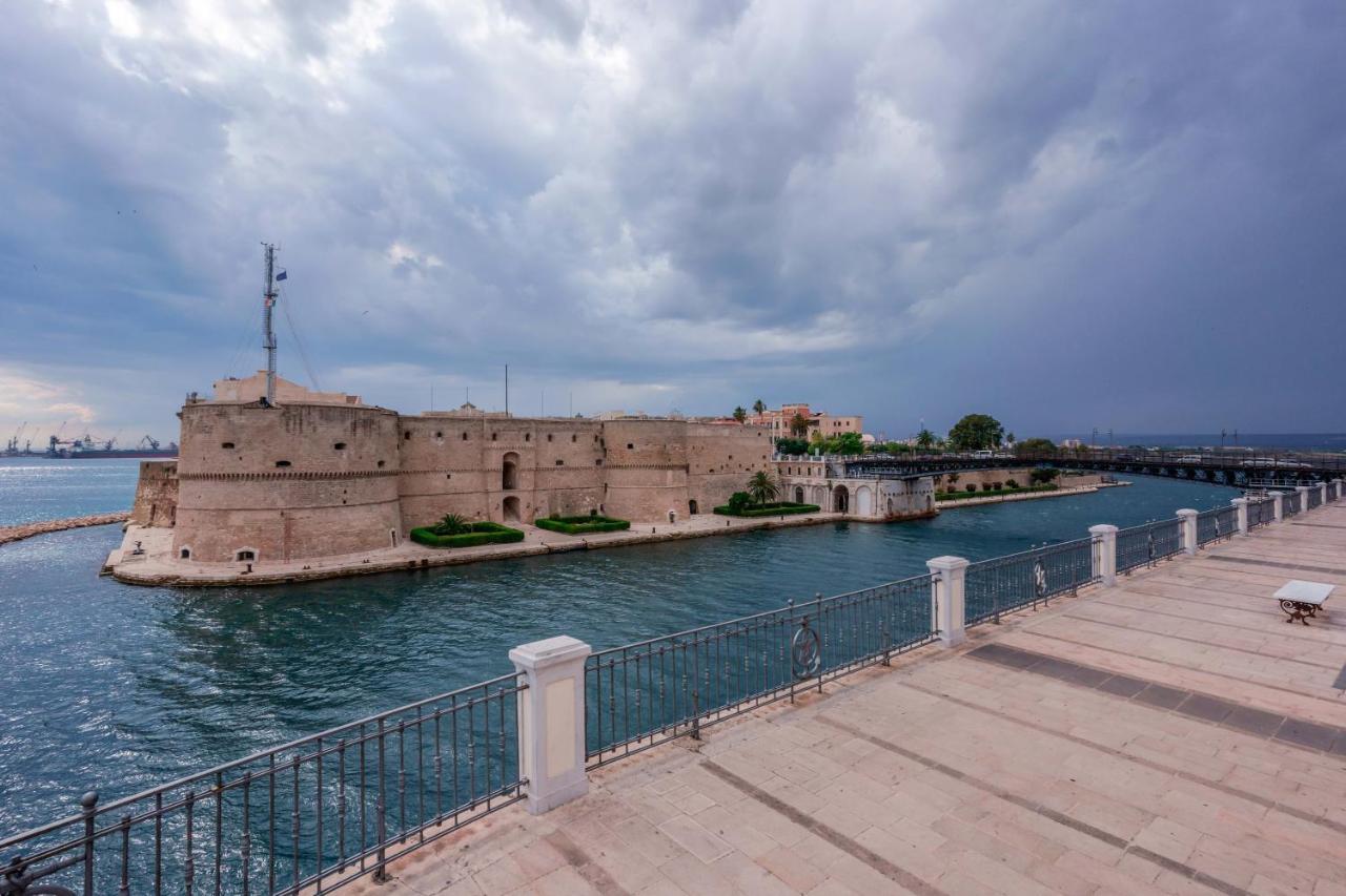 مبيت وإفطار تارانتو Ai Marinai المظهر الخارجي الصورة